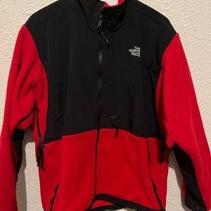North face, black/red womens coat size M